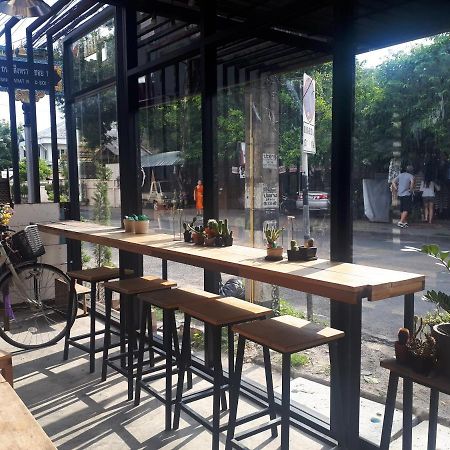 Sleep With You - Hatch Co-Living And Co-Working Space Chiang Mai Eksteriør bilde