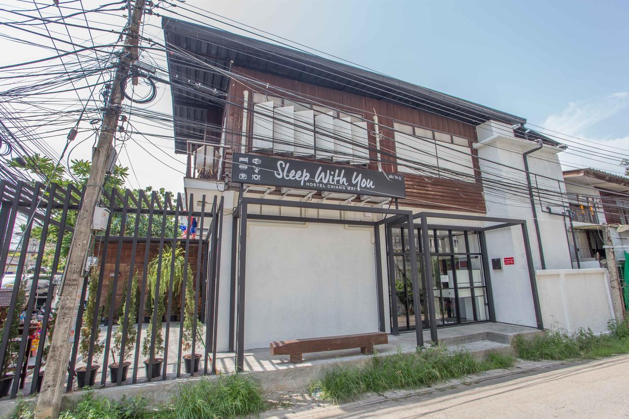 Sleep With You - Hatch Co-Living And Co-Working Space Chiang Mai Eksteriør bilde