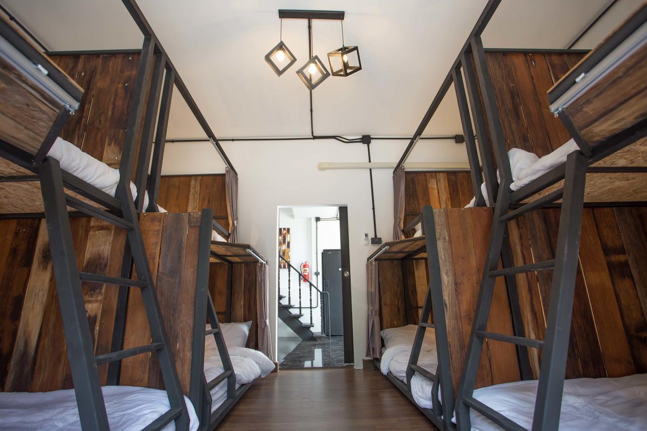 Sleep With You - Hatch Co-Living And Co-Working Space Chiang Mai Eksteriør bilde