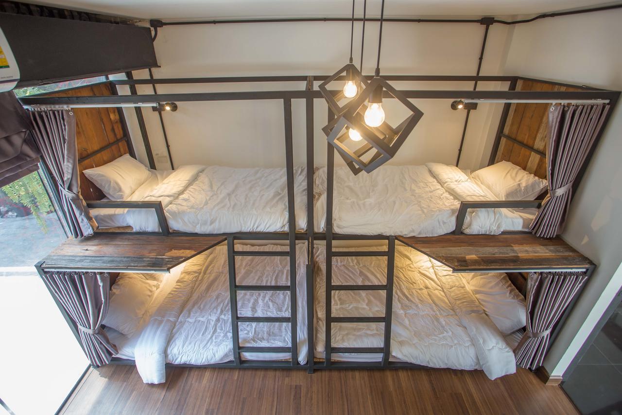 Sleep With You - Hatch Co-Living And Co-Working Space Chiang Mai Eksteriør bilde