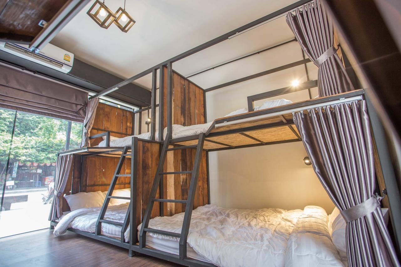 Sleep With You - Hatch Co-Living And Co-Working Space Chiang Mai Eksteriør bilde