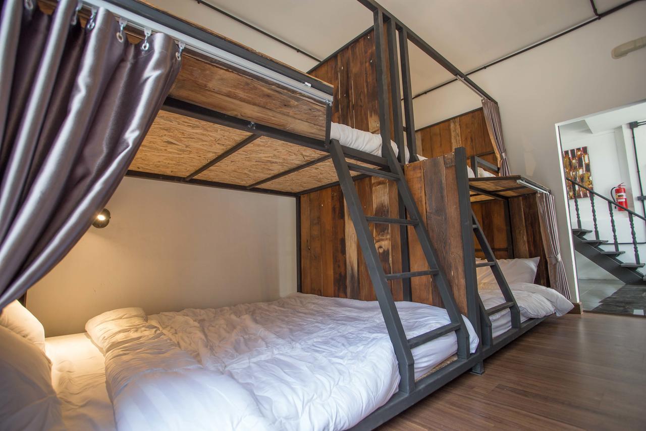 Sleep With You - Hatch Co-Living And Co-Working Space Chiang Mai Eksteriør bilde