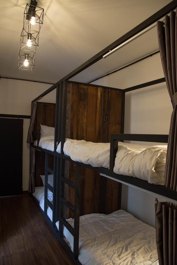 Sleep With You - Hatch Co-Living And Co-Working Space Chiang Mai Eksteriør bilde