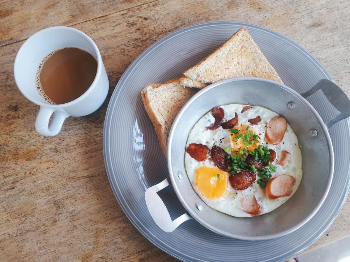 Sleep With You - Hatch Co-Living And Co-Working Space Chiang Mai Eksteriør bilde